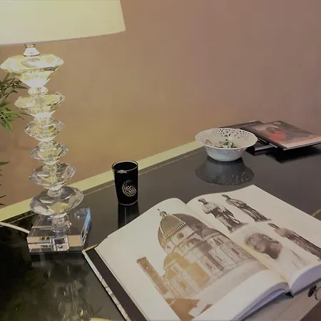 Lella's Flat דירה *
