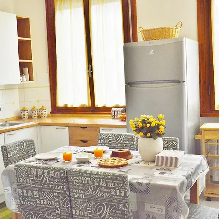 Lella's Flat