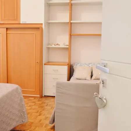 Lella's Flat