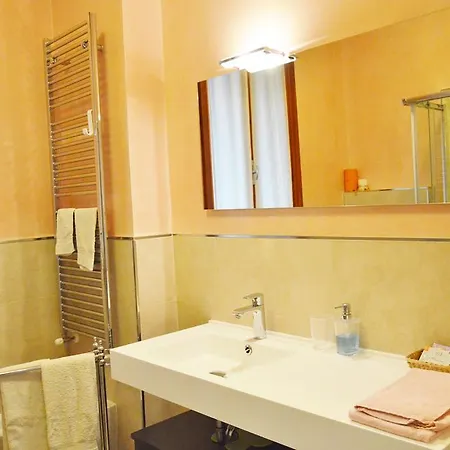 Lella's Flat Firenze